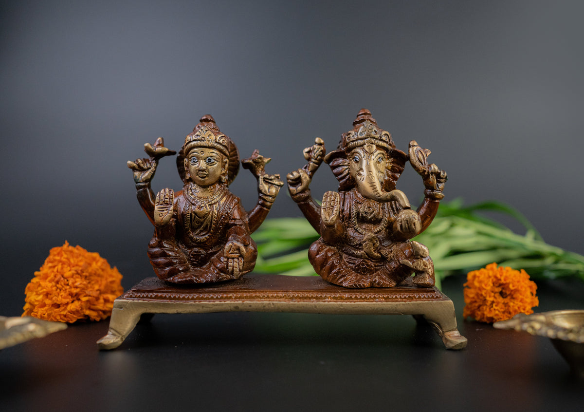 Brass Antique Lakshmi Ganesh with chowki