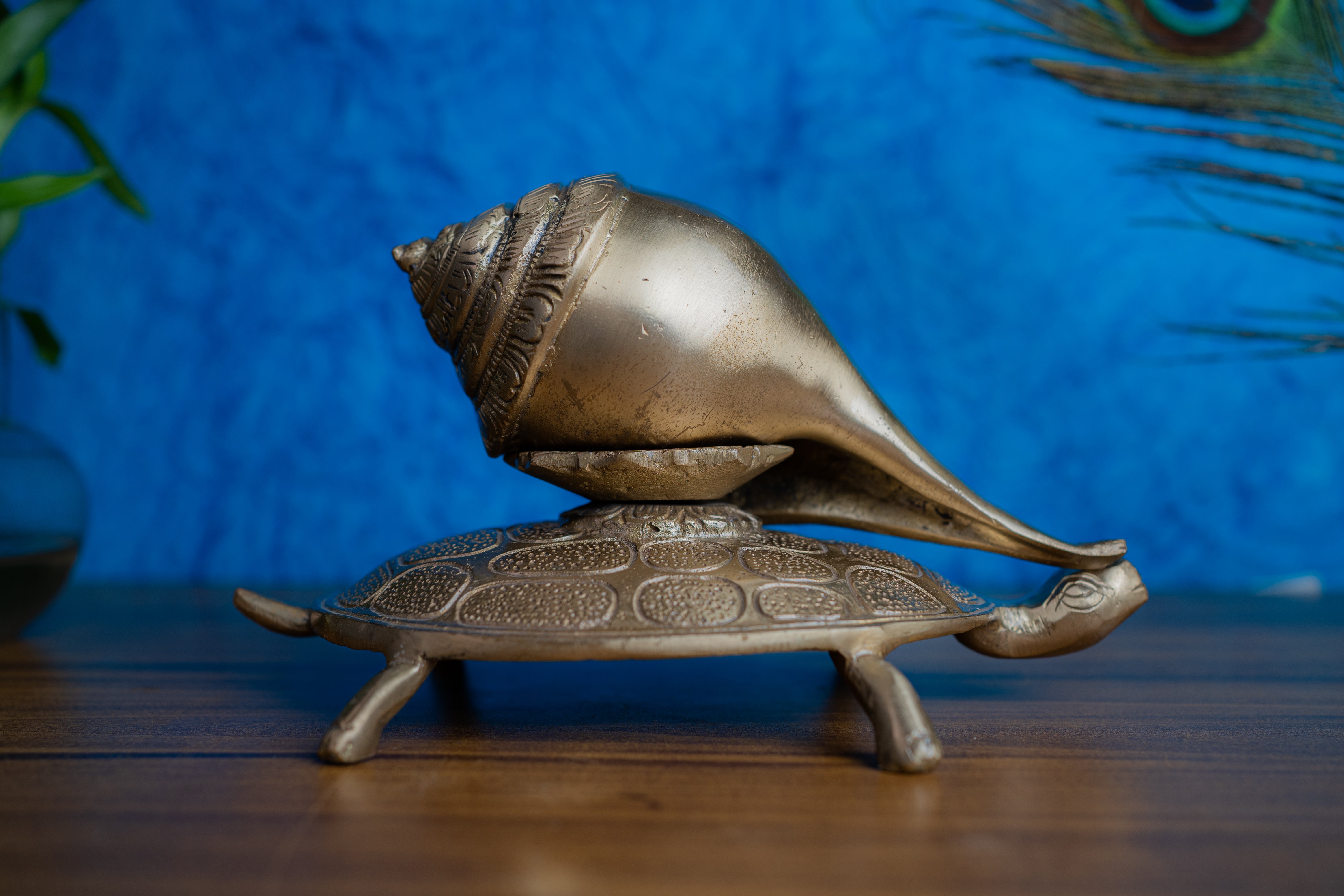 Auspicious Brass Shankh on Tortoise Base – Symbol of Prosperity & Protection