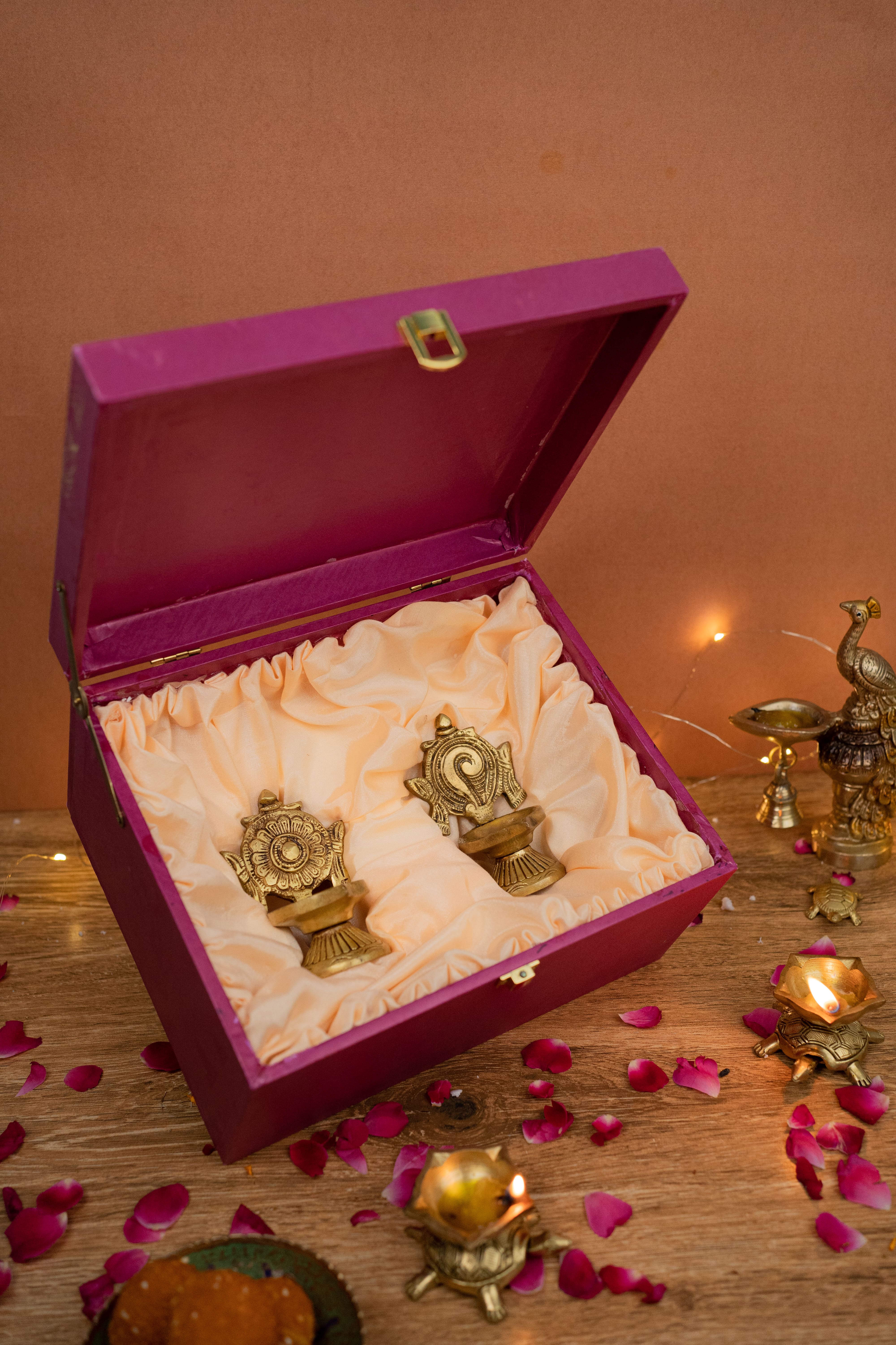 Brass Shankh Chakra Diya Pair – Sacred Twin Oil Lamps