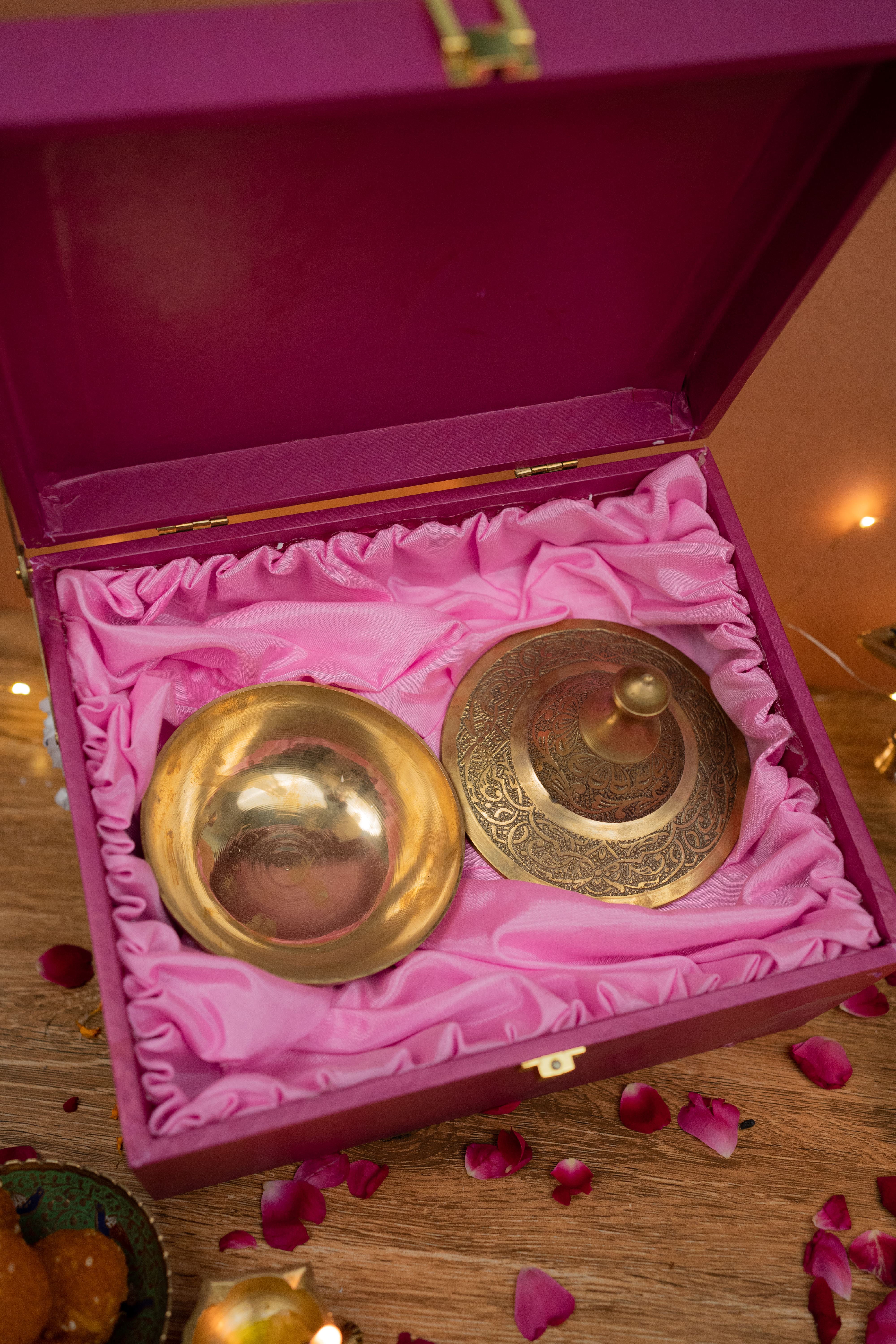 Brass Antique Brass Bowl with Lid - Carved