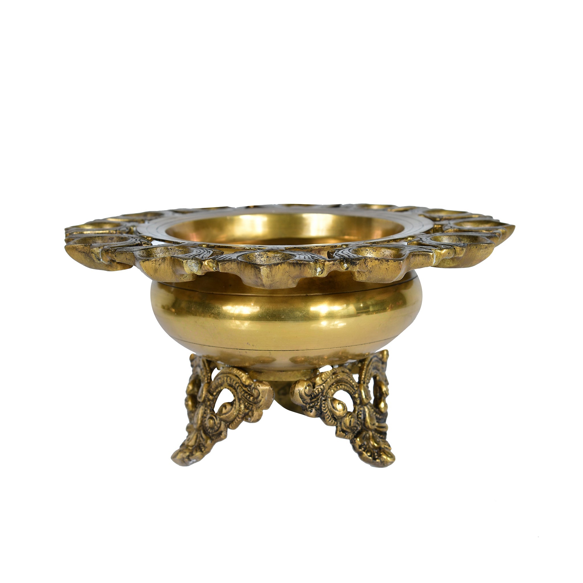 Brass Lotus Urli Bowl – Traditional Decorative Urli for Flowers & Festive Décor